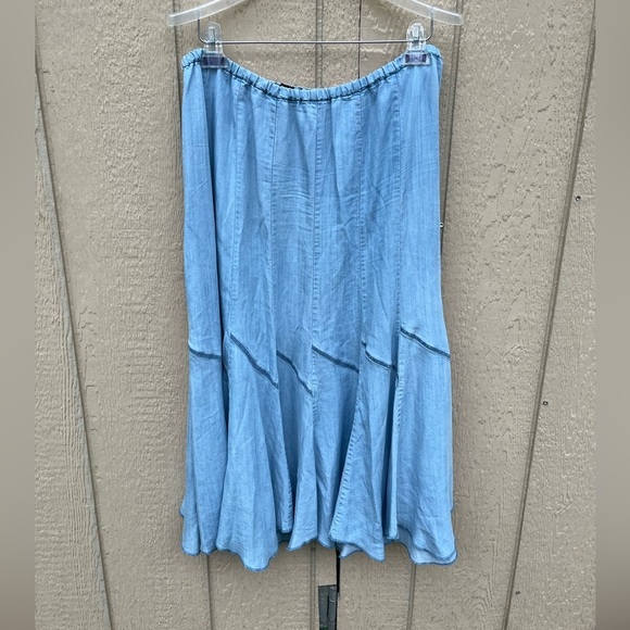 Joan Vass Brenna Angled Seamed Midi Denim Pull on Skirt Size 2X - Picture 3 of 7